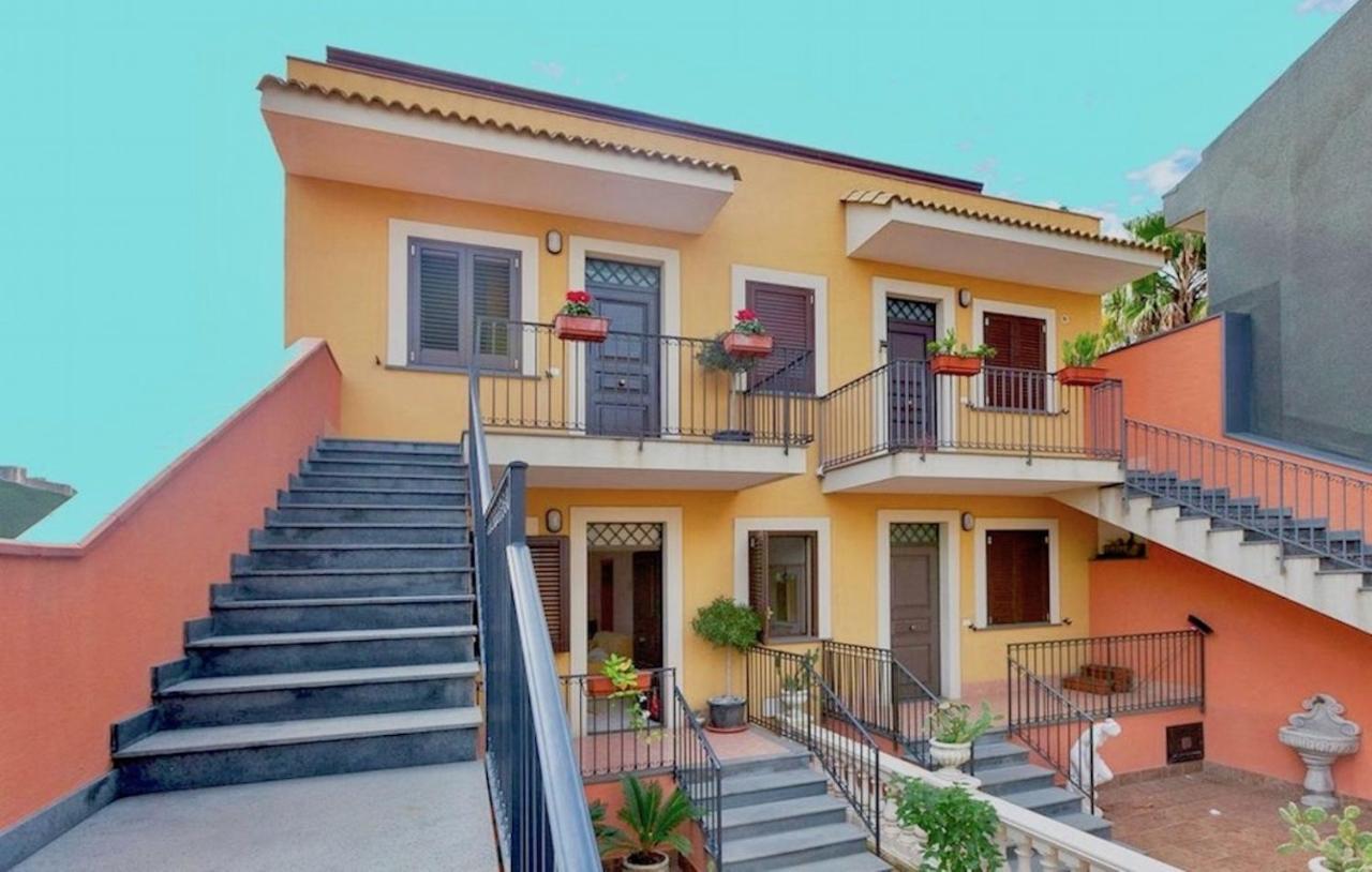 Adriana Casa Vacanze Mare Etna Sicilia Acireale Exterior foto